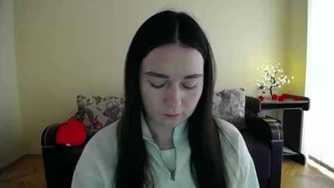 Snapshot of gabby_di chatting on 02/19/26, 09:38 Jaklin online show from 02/19/26, 09:38
