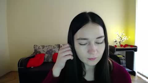 Snapshot of gabby_di chatting on 03/12/26, 09:48 Jaklin online show from 03/12/26, 09:48