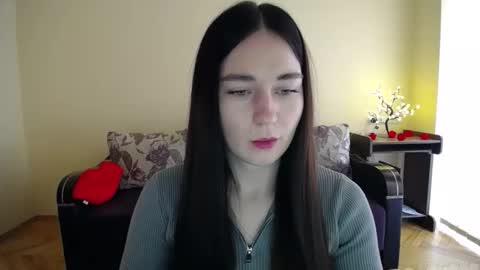Snapshot of gabby_di chatting on 03/25/26, 09:37 Jaklin online show from 03/25/26, 09:37