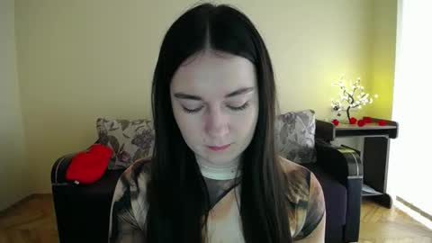 Snapshot of gabby_di chatting on 03/26/26, 09:15 Jaklin online show from 03/26/26, 09:15
