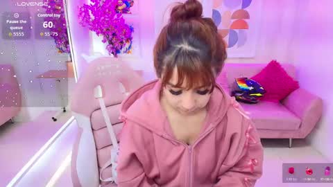 gabby_evanns online show from 10/13/25, 12:05