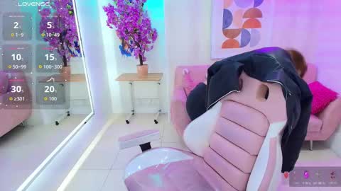 gabby_evanns online show from 11/18/25, 11:47