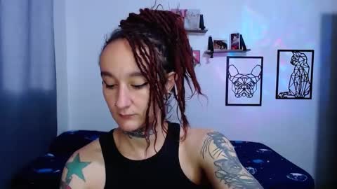gabby_moon09 online show from 10/10/25, 12:15