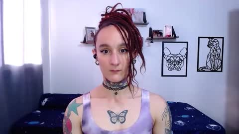 gabby_moon09 online show from 10/15/25, 12:27