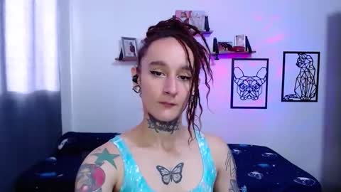 gabby_moon09 online show from 10/16/25, 12:39