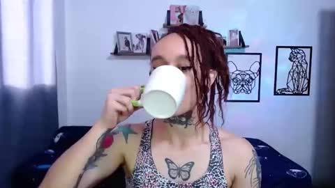 gabby_moon09 online show from 10/20/25, 12:49