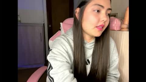 gabbyfoox online show from 11/17/25, 04:18