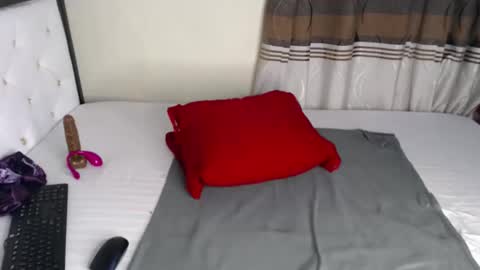 gabellacutie online show from 09/17/25, 06:42