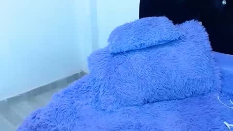 gabi_jhons_23 online show from 11/20/25, 10:04