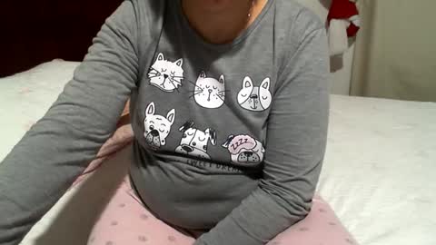 gaby  layla online show from 07/15/26, 10:48