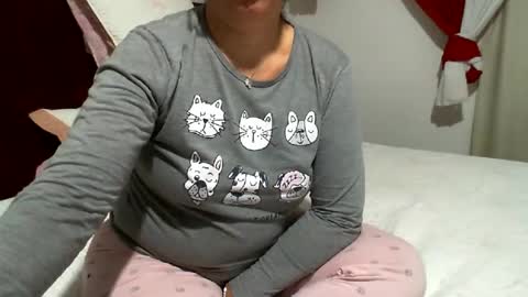 gaby  layla online show from 07/16/26, 11:44
