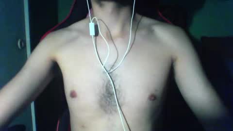 Snapshot of gabo_luffy chatting on 03/12/25, 03:13 Antonio online show from 03/12/25, 03:13