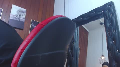 Snapshot of gaboreyes1 chatting on 09/17/25, 05:31 Gabo online show from 09/17/25, 05:31