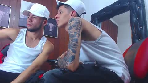 Snapshot of gaboreyes1 chatting on 09/23/25, 12:35 Gabo online show from 09/23/25, 12:35