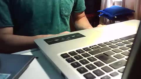 Snapshot of gabriel1839 chatting on 02/11/25, 04:24 javier online show from 02/11/25, 04:24