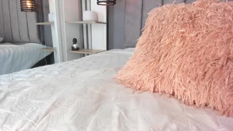 Carolina online show from 03/01/25, 01:40