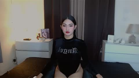 Snapshot of gabriela_deluxe chatting on 01/16/26, 05:06 gabriela_deluxe online show from 01/16/26, 05:06