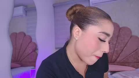 gabriela online show from 07/14/26, 07:19