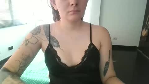 Gabriela Miller online show from 06/01/26, 02:19
