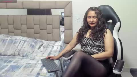 gabriela ponce online show from 03/22/26, 03:37