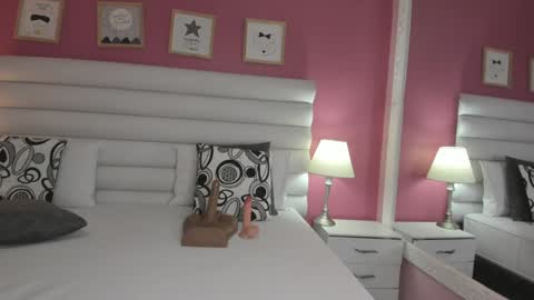 Gabriela salgado online show from 12/24/24, 11:06