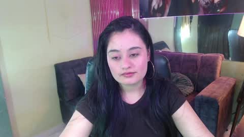 Snapshot of gabriela_tm1 chatting on 05/28/26, 02:25 GABRIELA online show from 05/28/26, 02:25