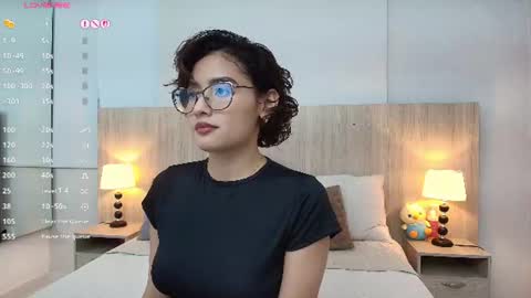 Gabriela Vargas online show from 07/04/26, 03:24