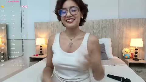 Gabriela Vargas online show from 07/07/26, 07:23