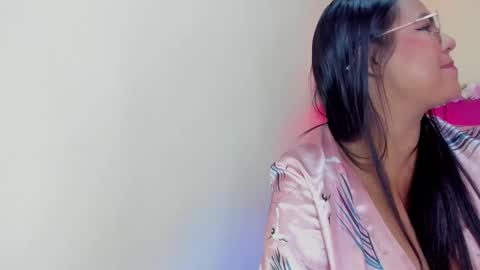 Gaby Im on vacation see you on November 25 online show from 12/18/24, 01:34