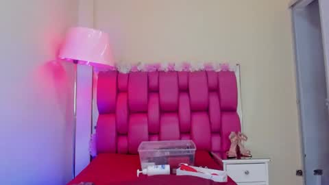 Gaby Im on vacation see you on November 25 online show from 02/19/25, 02:55