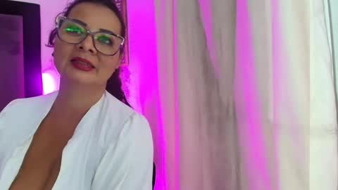 Snapshot of gabrieladurann chatting on 11/29/25, 09:40 GABRIELA online show from 11/29/25, 09:40