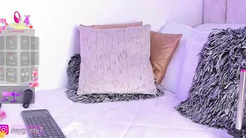 gabrielagray online show from 03/03/25, 04:03