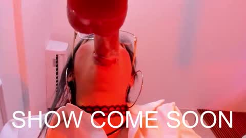 Snapshot of gabrielakassi chatting on 11/29/25, 11:02 Gabriela Kassi online show from 11/29/25, 11:02