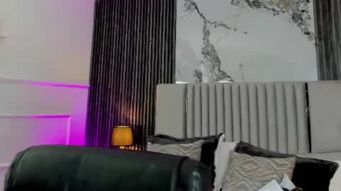 Gabriela Kassi online show from 06/10/26, 10:14