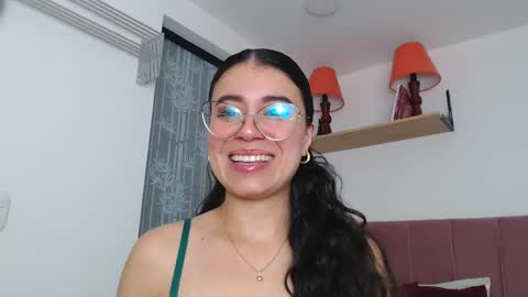 GabrielaRossa online show from 12/16/24, 12:38