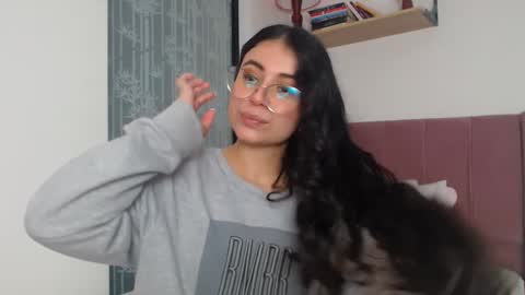 GabrielaRossa online show from 02/25/25, 07:47