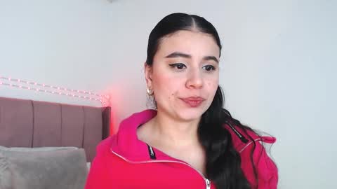 GabrielaRossa online show from 04/18/26, 02:43
