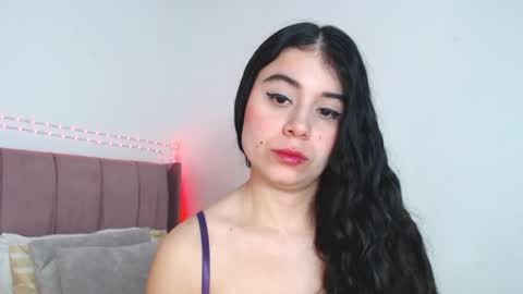 GabrielaRossa online show from 06/18/26, 12:42