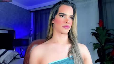 Gabriela online show from 12/14/24, 07:18