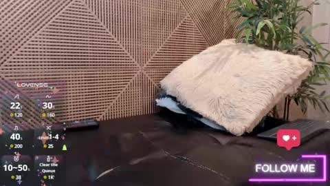 gabriell_ramirez_ online show from 03/09/25, 07:23