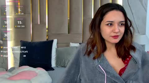 Snapshot of gabriella_wils chatting on 12/03/24, 08:38 Gabriella online show from 12/03/24, 08:38