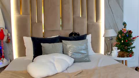 Snapshot of gabriella_wils chatting on 01/13/25, 09:08 Gabriella online show from 01/13/25, 09:08