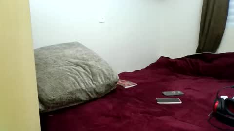 Snapshot of gabriellamanhaes chatting on 06/04/26, 11:55 gabriellamanhaes online show from 06/04/26, 11:55