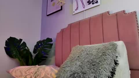 Snapshot of gabrielle_ramirez chatting on 01/10/26, 11:31 Gabriel online show from 01/10/26, 11:31