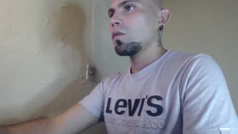 Snapshot of gabrielle_ramirez chatting on 03/18/26, 12:25 Gabriel online show from 03/18/26, 12:25