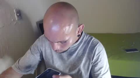 Snapshot of gabrielle_ramirez chatting on 04/12/26, 03:00 Gabriel online show from 04/12/26, 03:00