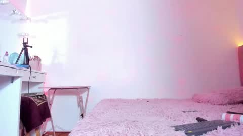 Snapshot of gabrielle_steele chatting on 12/01/25, 03:06 online show from 12/01/25, 03:06