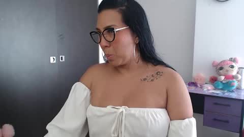 Gaby Blue online show from 10/16/25, 07:59