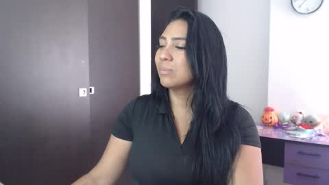 Snapshot of gaby_bluexx chatting on 04/14/26, 03:40 Gaby Blue online show from 04/14/26, 03:40
