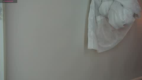 Snapshot of gaby_evansz chatting on 04/17/26, 09:12 Gaby evansz online show from 04/17/26, 09:12